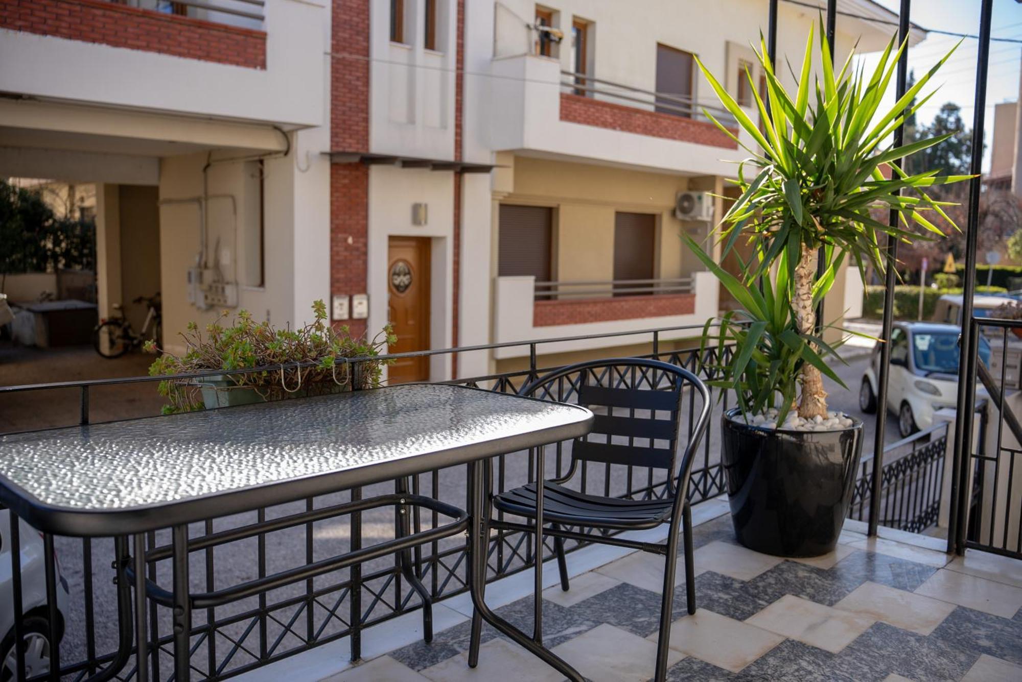 Living Life Apartment Komotini Esterno foto