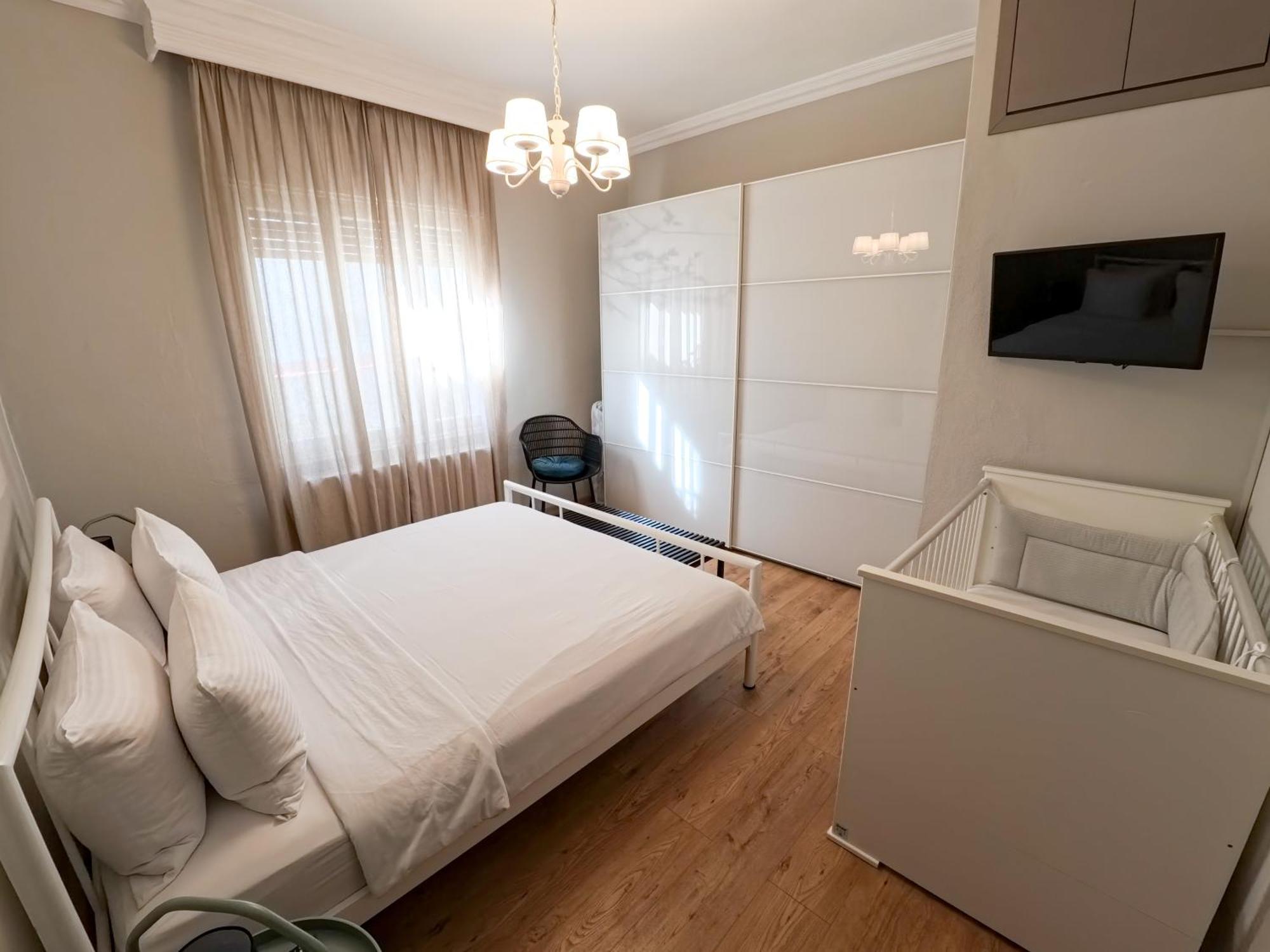 Living Life Apartment Komotini Esterno foto